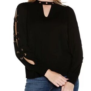 Belldini Black Label
Slit-Sleeve Keyhole Knit Top